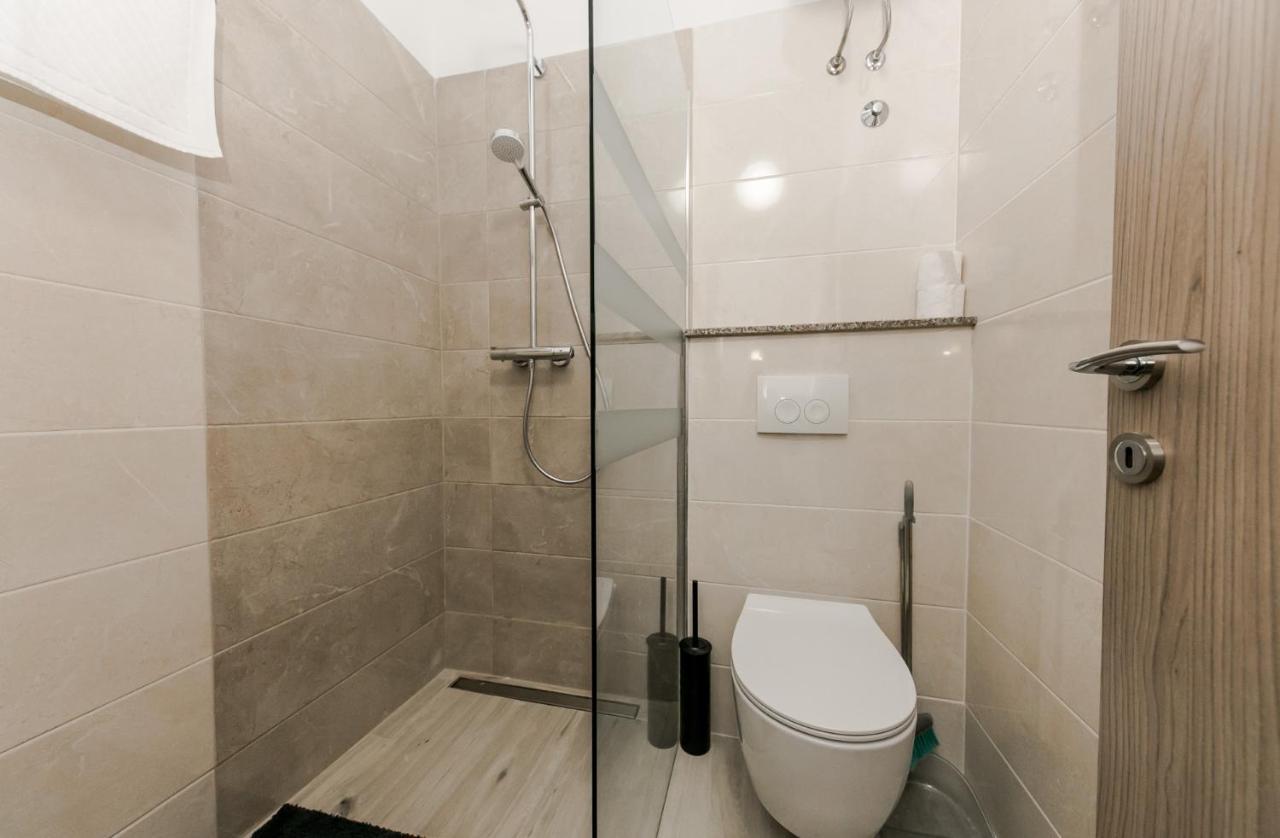 Apartman Palomia B *